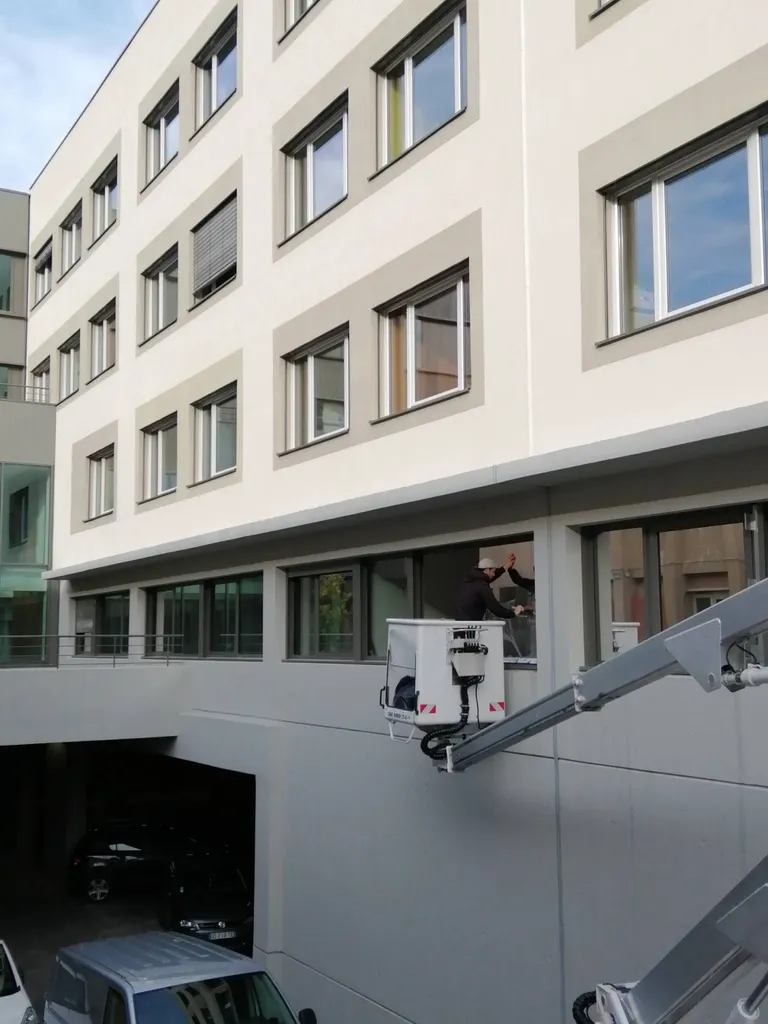 Pose film solaire teinté anti-chaleur Aubagne