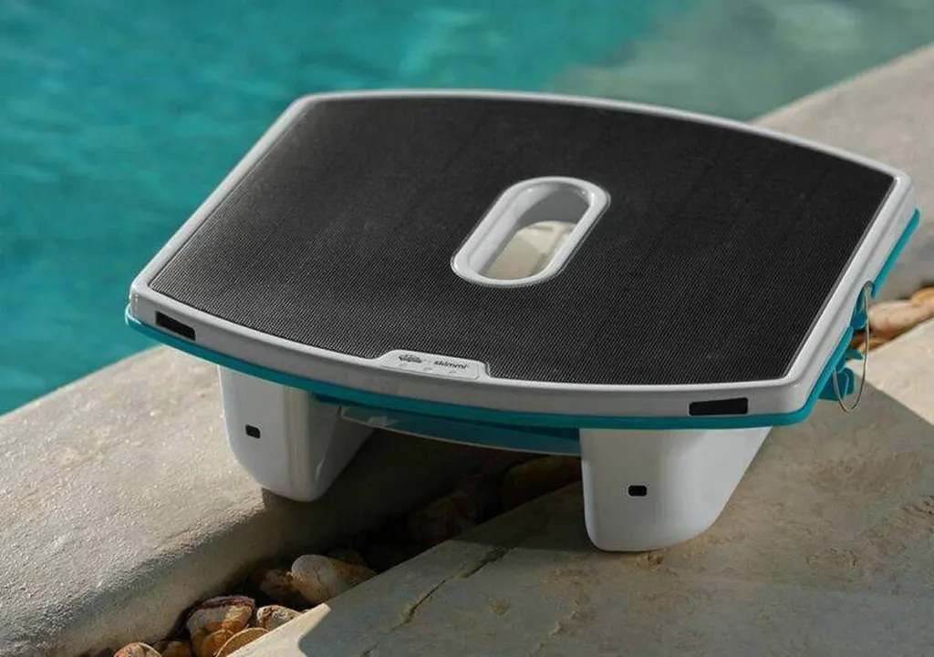 Où trouver le robot de piscine solaire Skimmi de Maytronics à Ambarès et Lagrave près de Bordeaux ? 