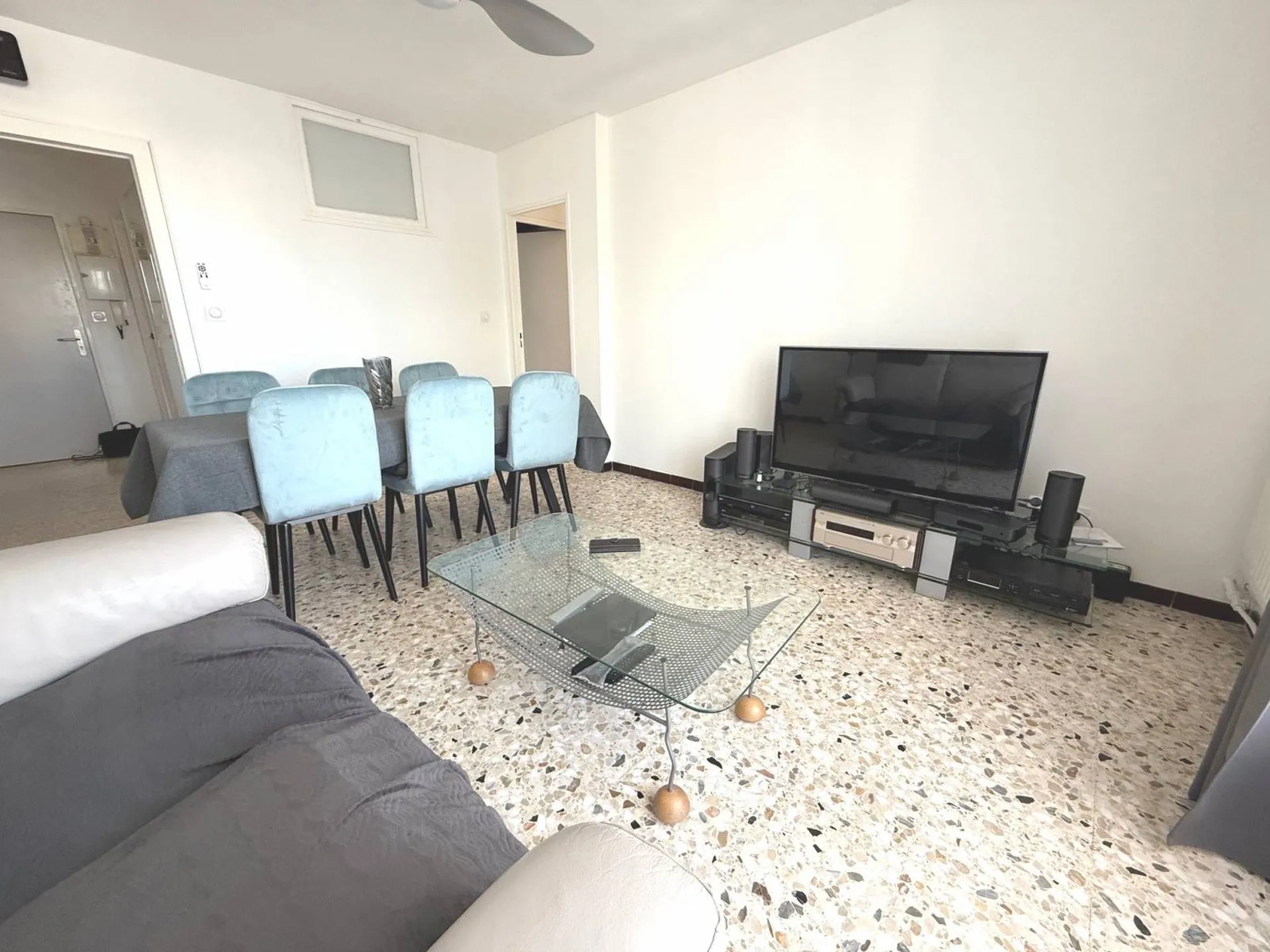 Au deuxième étage sans ascenseur Carnoux 13470