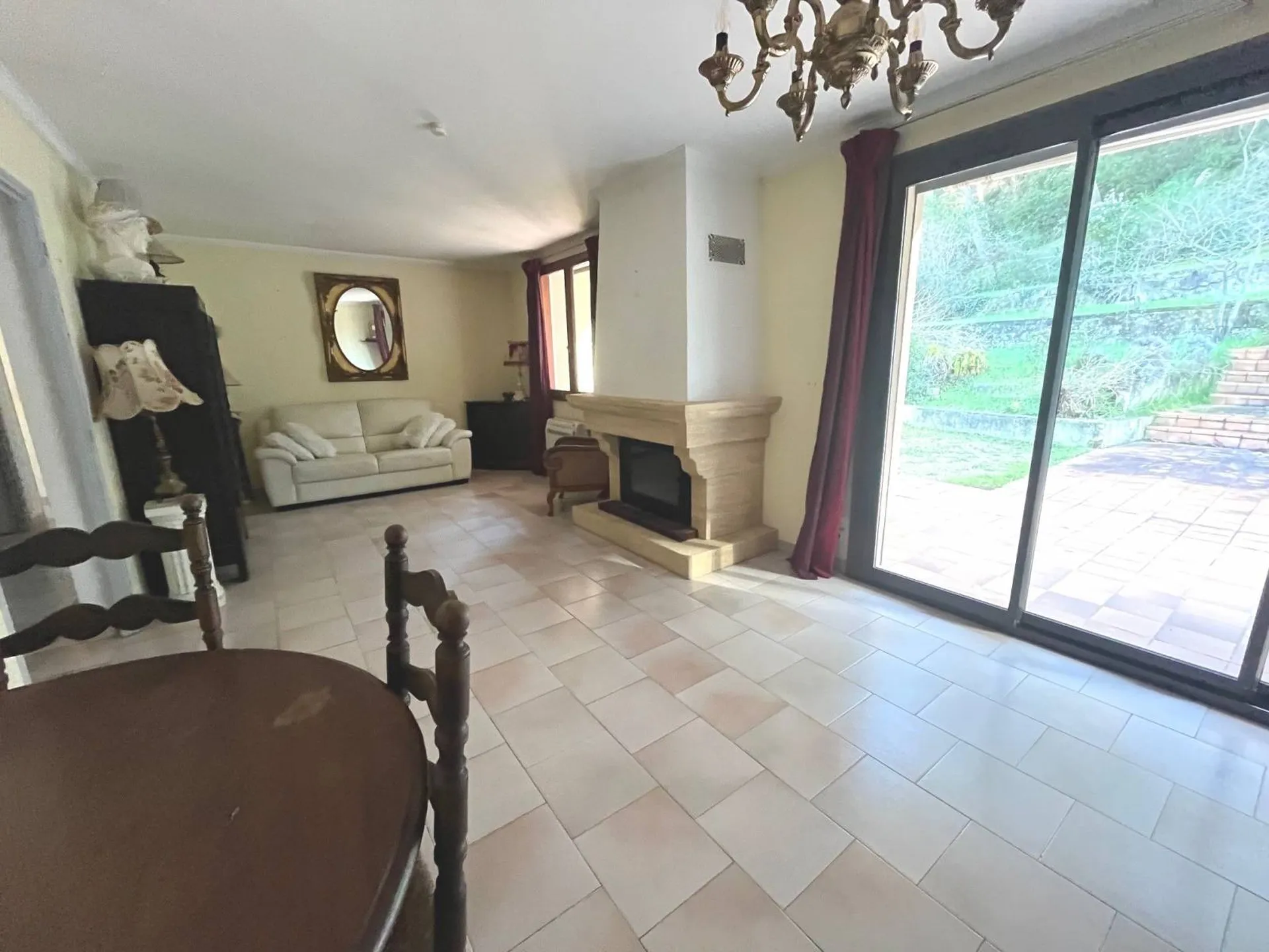 Maison à vendre de plain pied Carnoux en Provence T3 sur terrain de 1115m², avec garage possible extension