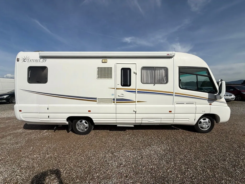 MERCEDES BENZ ESTEREL 39LB INTÉGRALE SPRINTER 316D 158CV BA