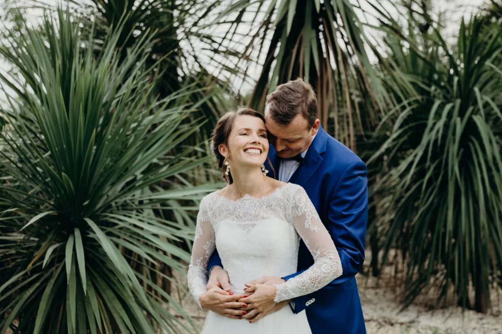 Les Mariages de Mademoiselle L organisatrice de mariage à Bordeaux en Aquitaine fleurs mariage - Claraly Studio