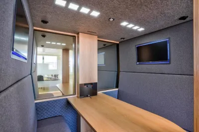 quel photographe professionnel pour photographier mes bureaux d'entreprise à Marly le roi