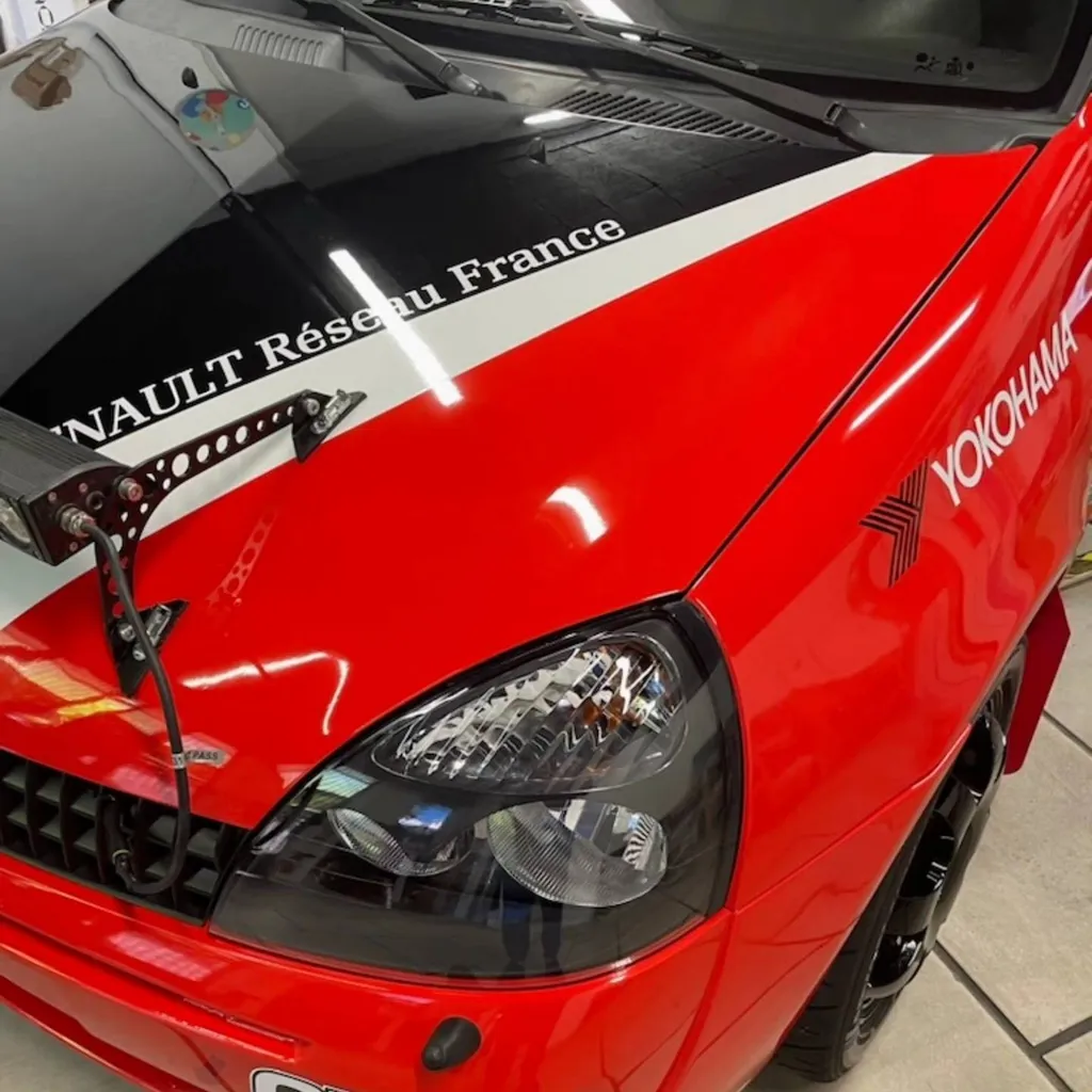 Kit déco rallye / covering 100% personnalisé clio F2000