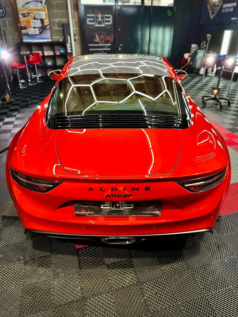 Spécialiste Protection carrosserie film PPF et traitement céramique Lyon Alpine A110 