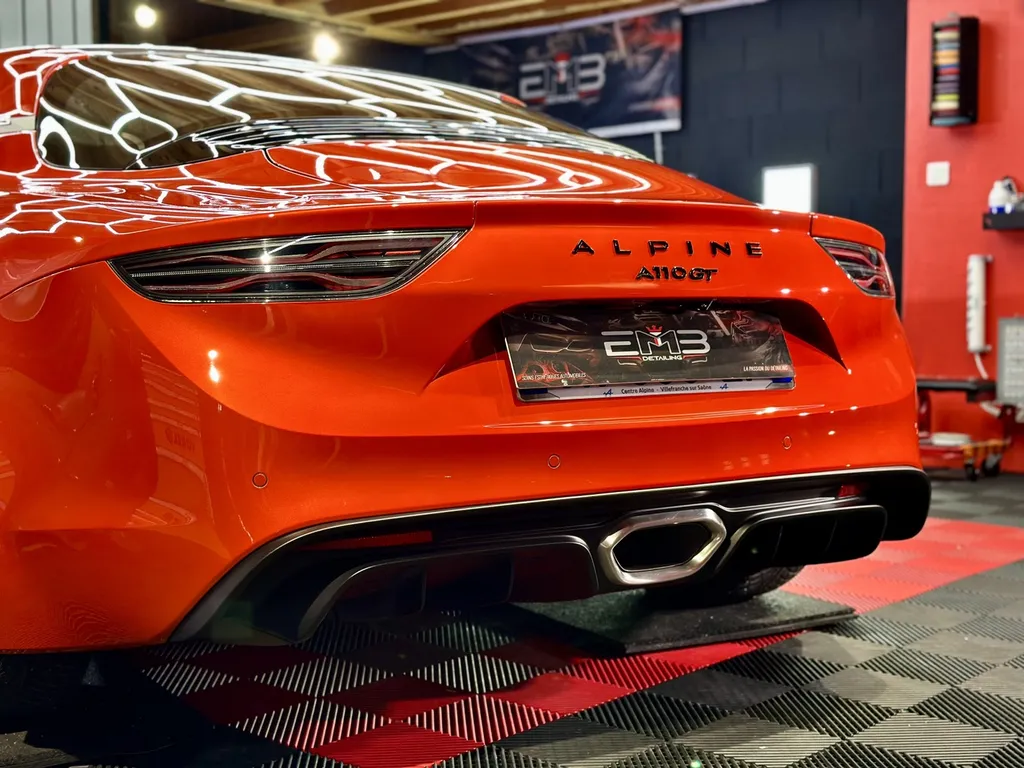 Spécialiste Protection carrosserie film PPF et traitement céramique Lyon Alpine A110 