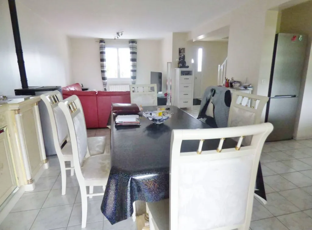 A vendre maison avec garage proche centre ville de st pierre lès elbeuf 76