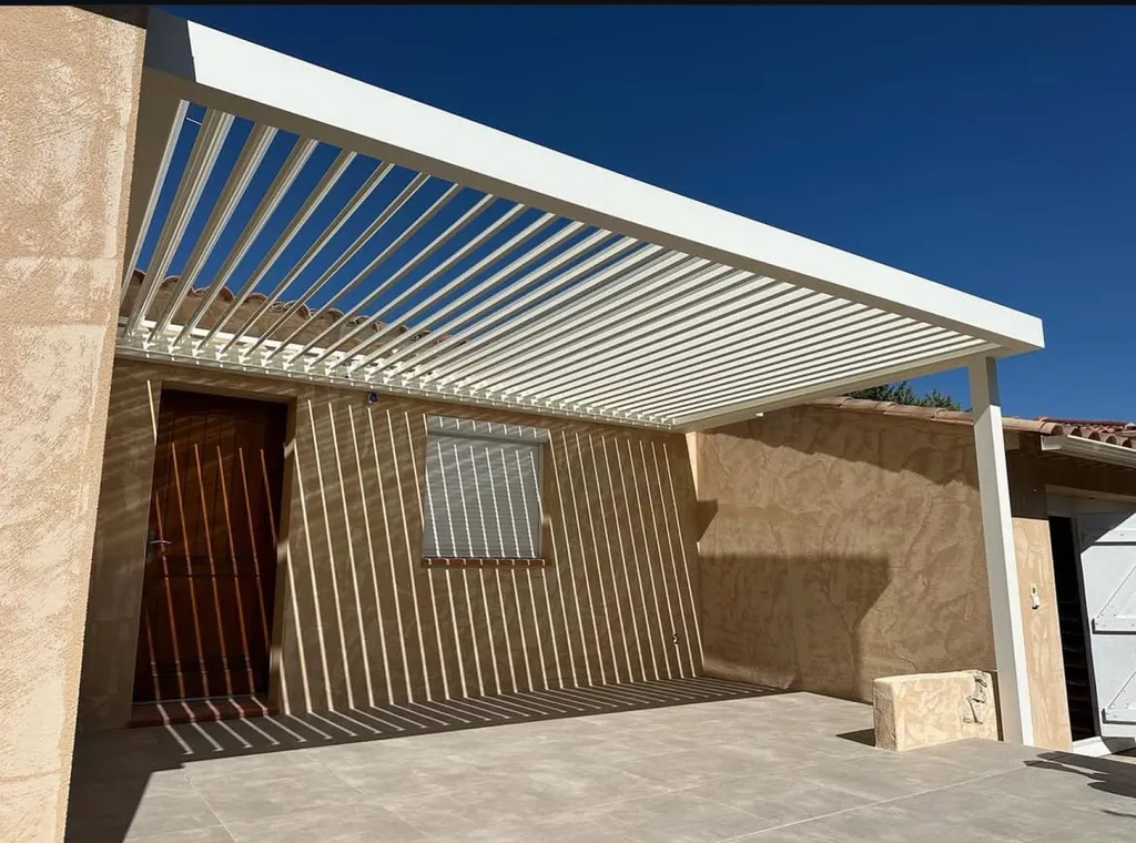VENTE ET POSE DE PERGOLAS BIOCLIMATIQUES A LA CIOTAT