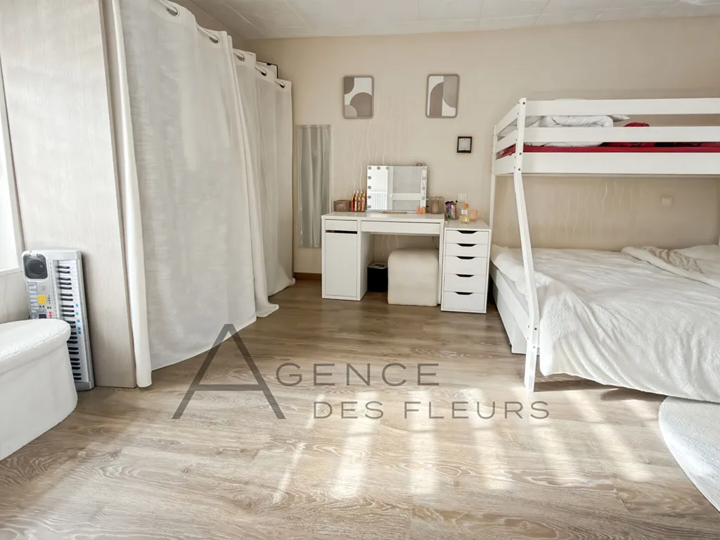 A vendre maison de 125 m² habitables sur 520 m² de terrain sur la commune de Saint-Aubin-les-Elbeuf 76410