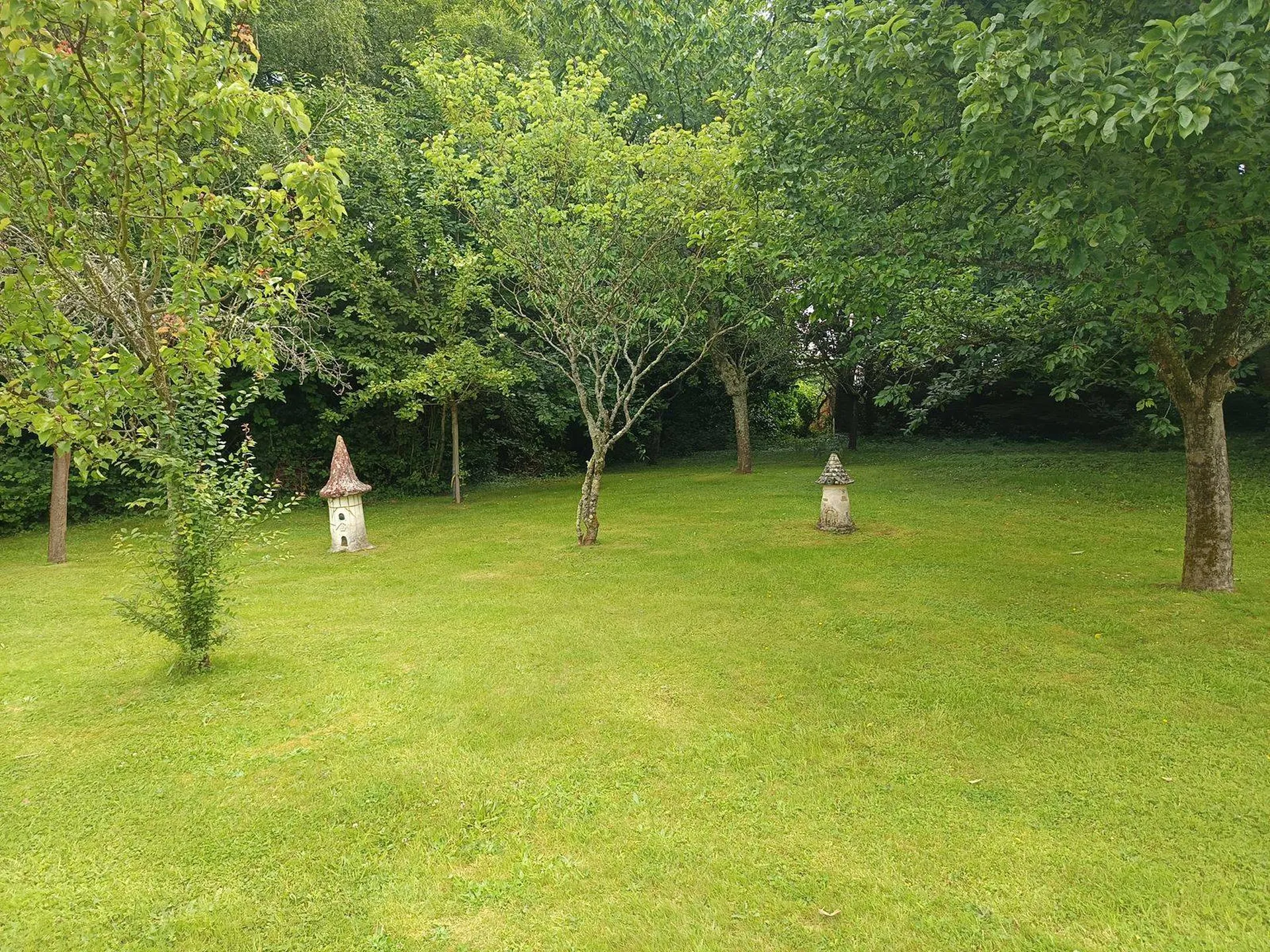 À VENDRE – Pressoir rénové dans un environnement paisible proche Pont l'Evêque 14130