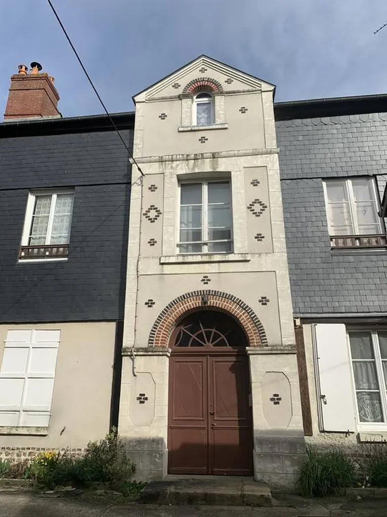 Notre zone d'activité pour ce serviceRecherche une maison ancienne avec dépendance à rénover