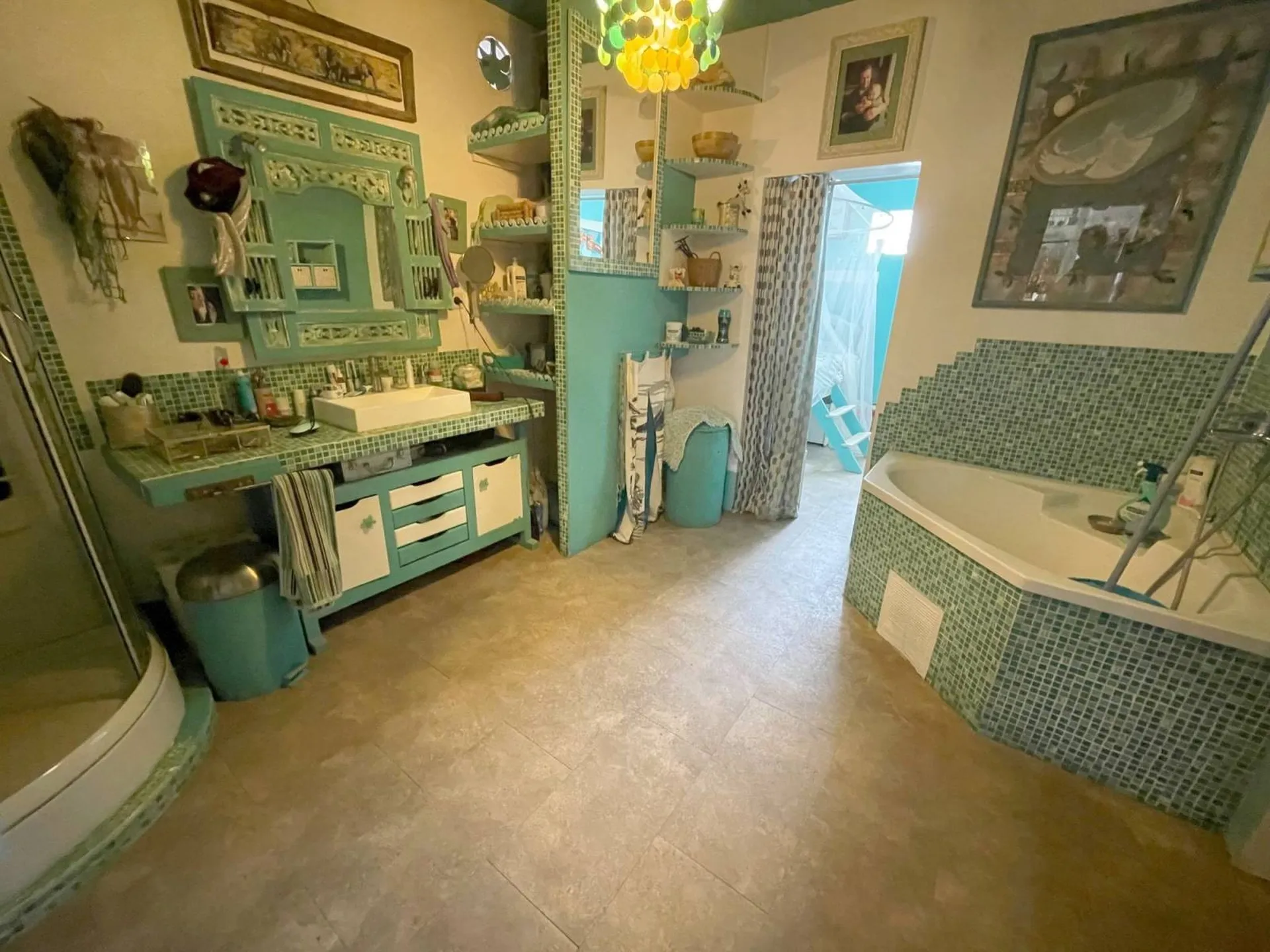 Belle villa maison à vendre Roquefort la Bédoule proche La Ciotat sur deux niveaux, en copropriété