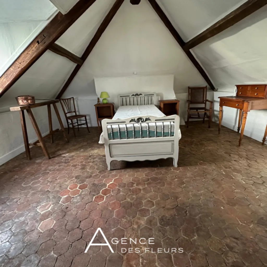 A acheter sur la commune de ELBEUF 76500 maison de brique de 128 m² habitables