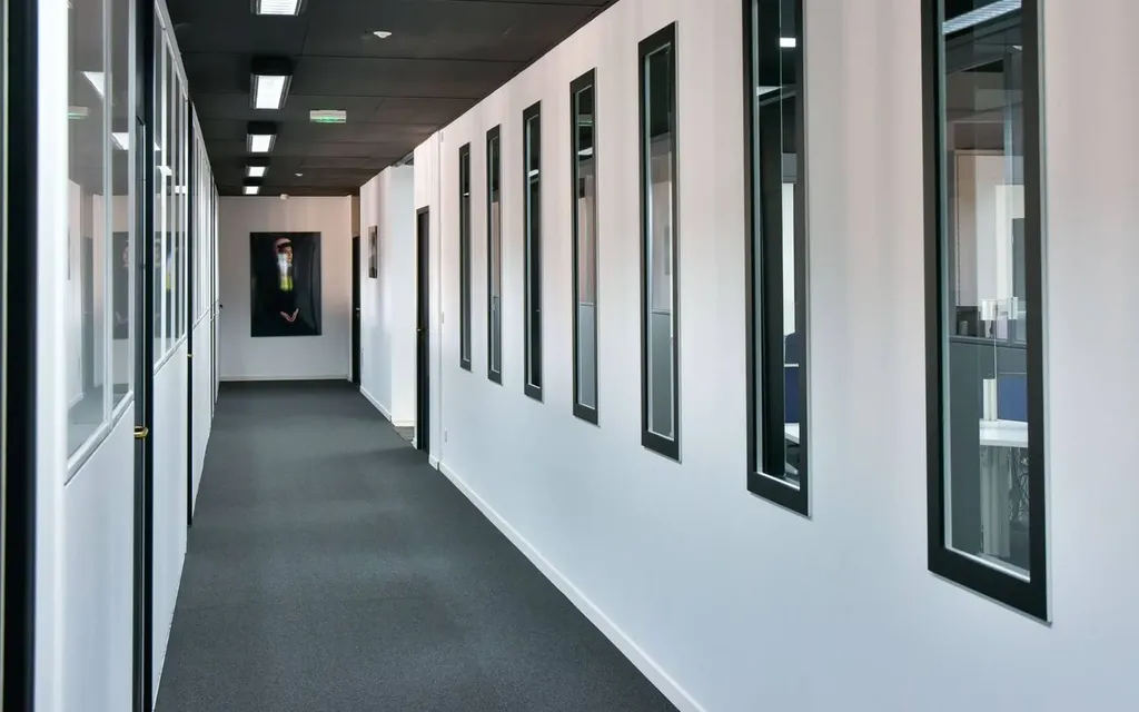 Les Ateliers Montespan : agenceur professionnel pour aménagement de locaux à Lyon, Genève, Paris et Megève avec intervention rapide