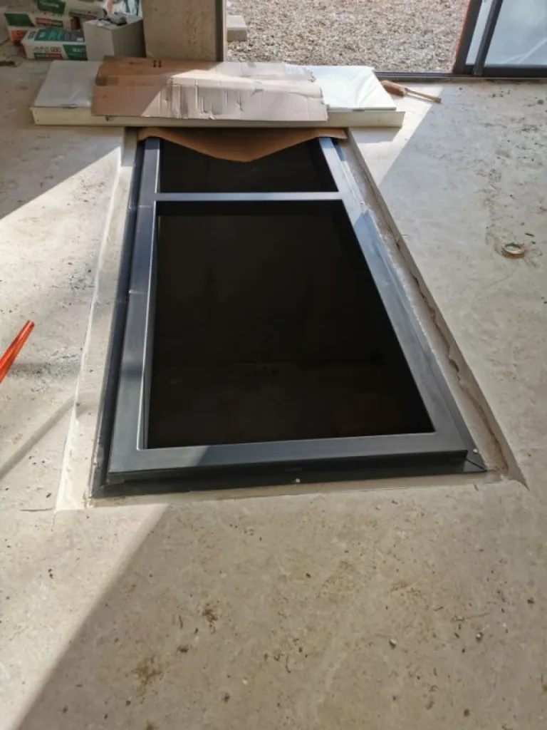 Le Plancher en verre trempé sur Puyricard et sur l'Estaque à Marseille