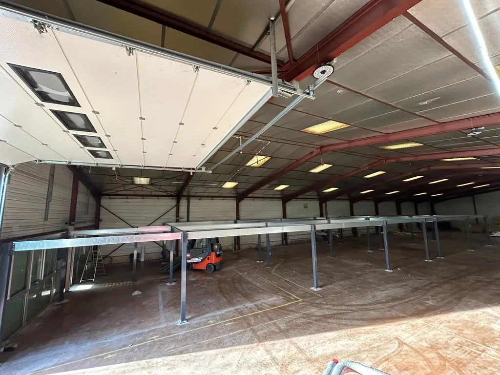 Installation de mezzanine industrielle : doublez votre surface avec SISAM à Toulouse et en Occitanie