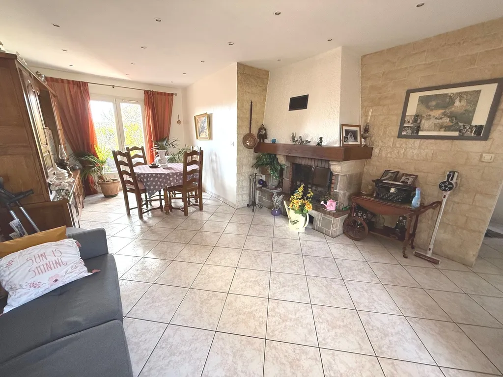 Villa de type 4 sur 2 niveaux à vendre à la Bédoule