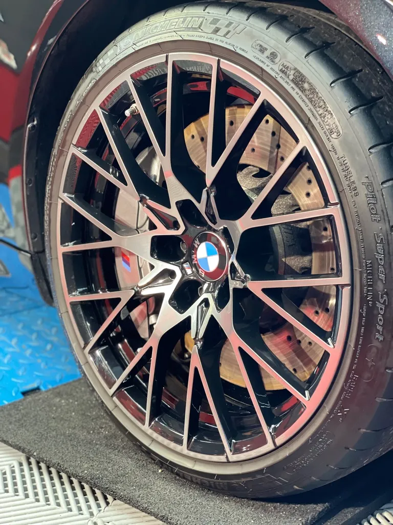 Protection carrosserie Lyon Bmw M2 compétition traitement céramique protection carrosserie PPF 