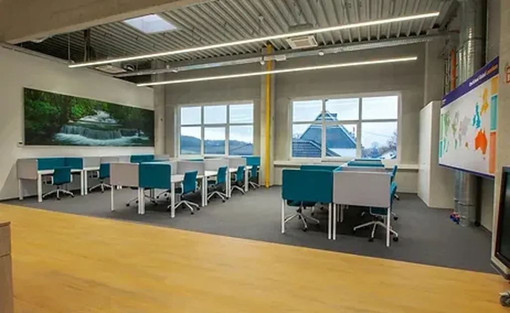 Mobilier acoustique de bureaux pour une isolation phonique dans un open-space à MONTPELLIER