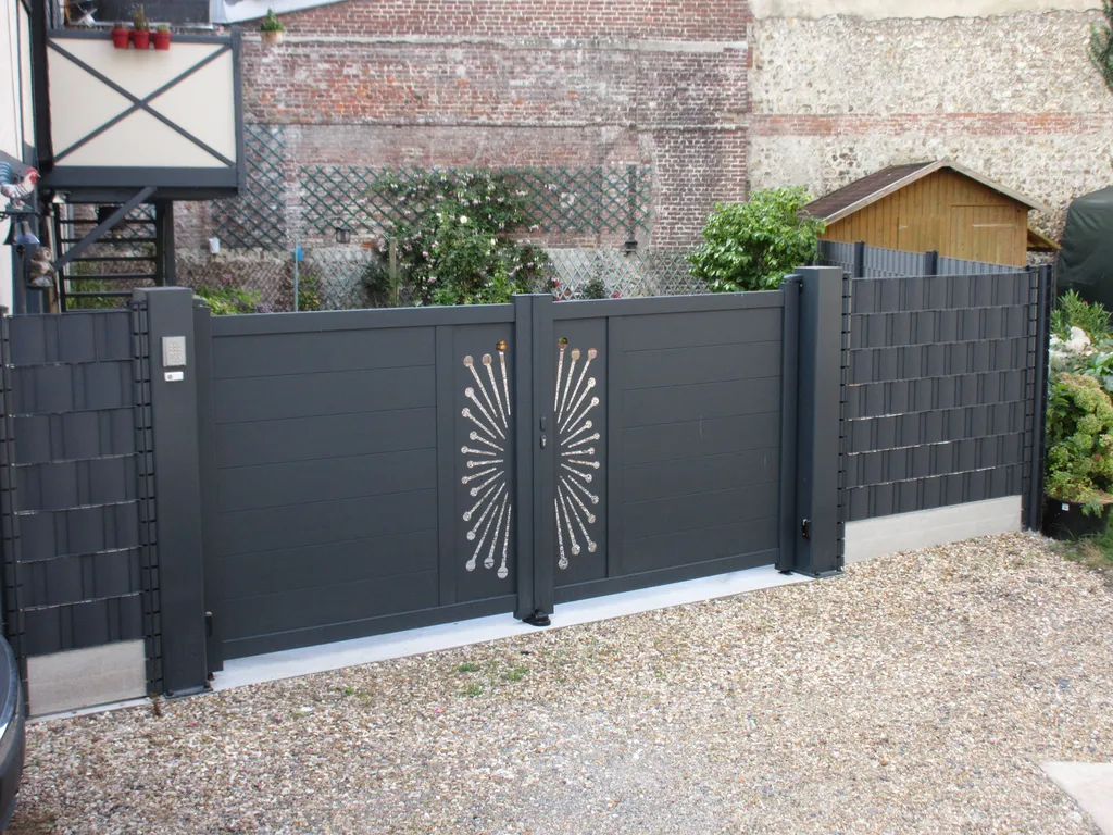 Pose de Portails en Aluminium Motorisés, Modèle Battant ou Coulissant Sur-Mesure à Pont-l'Évêque dans le Calvados 14 et Saint-André-d'Hébertot