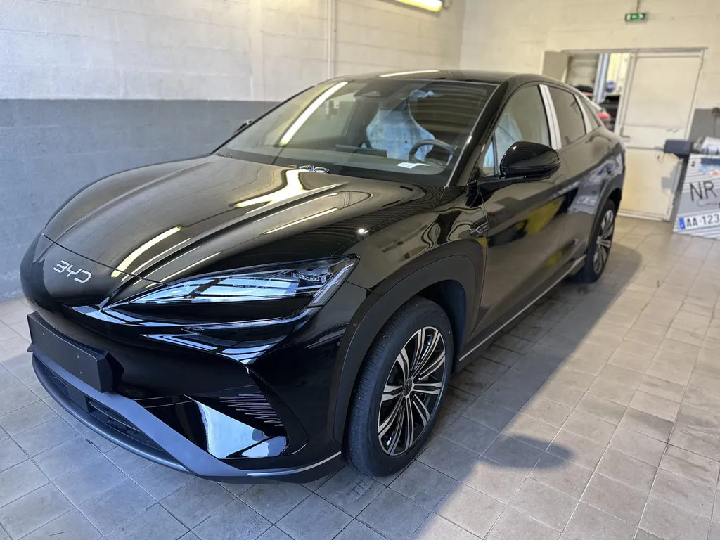 Partenariat BYD – Traitement céramique et detailing haut de gamme à Lyon proche Ecully 