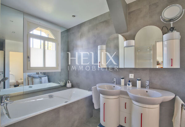 Le Vésinet Centre - Belle maison moderne