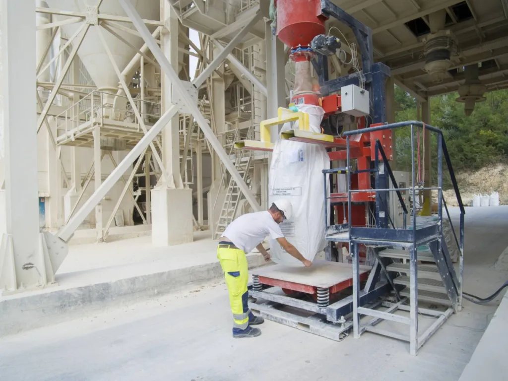 Groupe Saint Hilaire Chaux et Ciments_ensachage