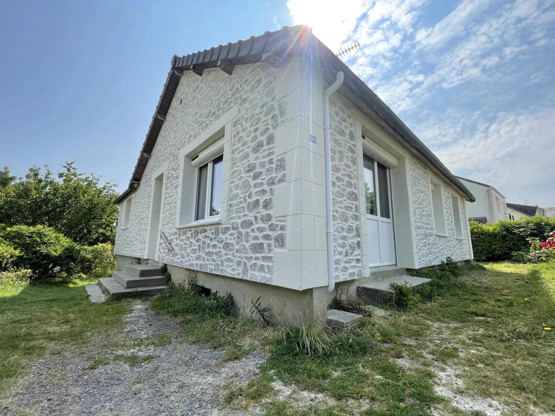 Ravalement à la chaux aspect pierre avec isolant , Ravalement de façade enduit Proche Le Havre 76