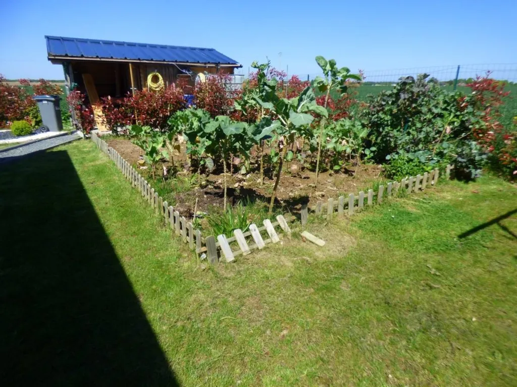 vends pavillon proche commodités sur st pierre des fleurs 27370