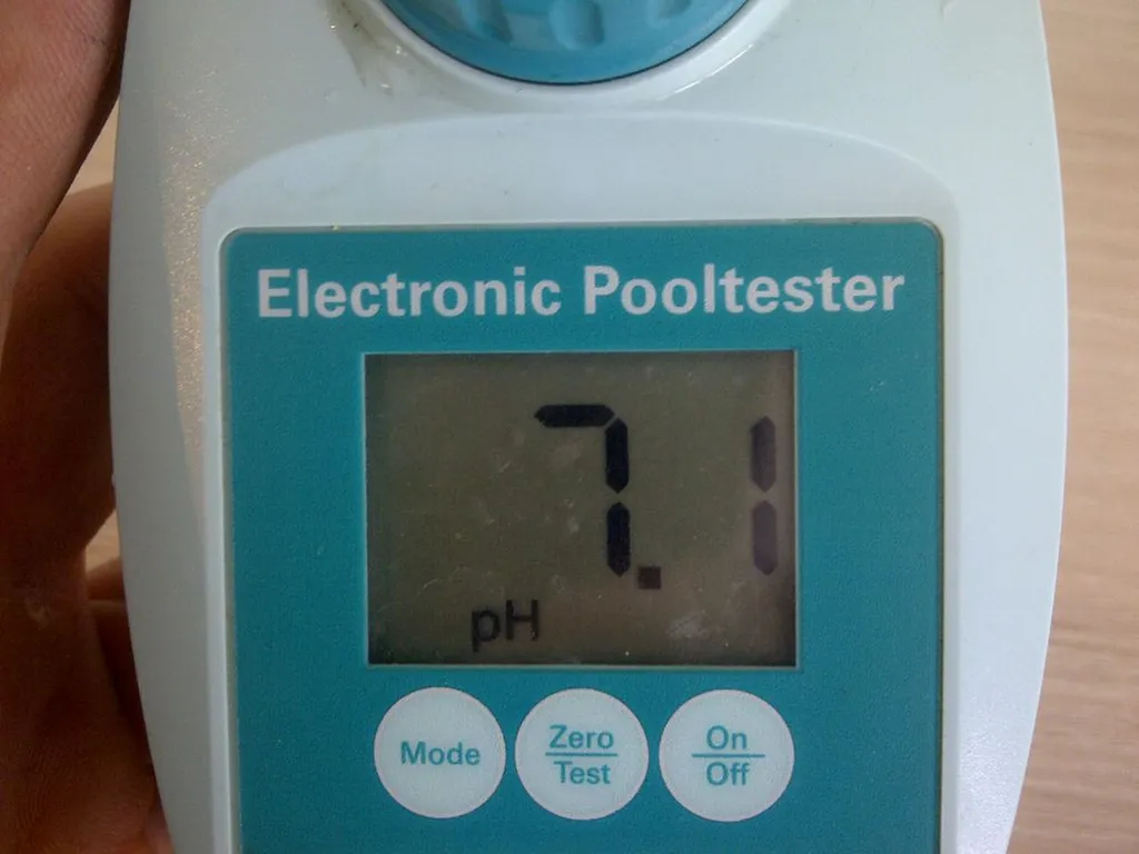 TESTEUR DE CHLORE ET pH SCUBA 2 POUR EAU DE PISCINE