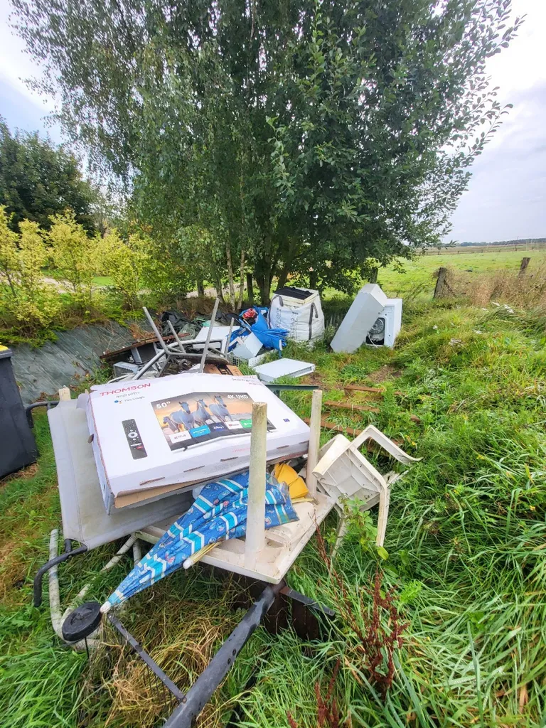 Ramassage de déchets en extérieur à Pont Audemer