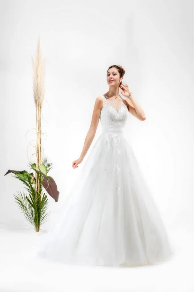 robe de mariée romantique Marseille près de Bandol