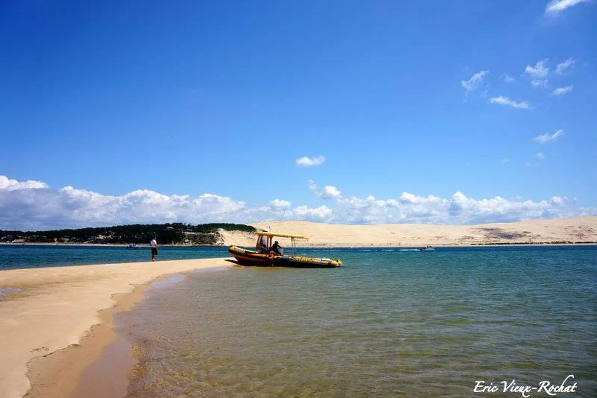 Bateau pour explorer les bancs de sable du bassin d'Arcachon, dont le banc d'Arguin