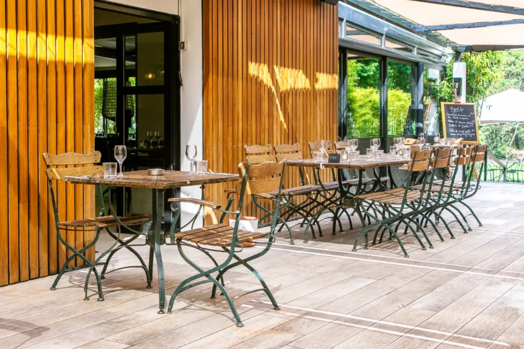 Restaurant à privatiser pour repas de fin d’année avec jardin et menus festifs à Bouc-Bel-Air Cabriès