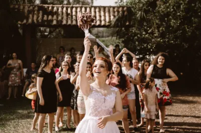Notre agence My Event’ by Jenny vous présente deux de ces prestations phare de Wedding Planner : l’Organisation de A à Z et la Destination Wedding à Bordeaux en Gironde !