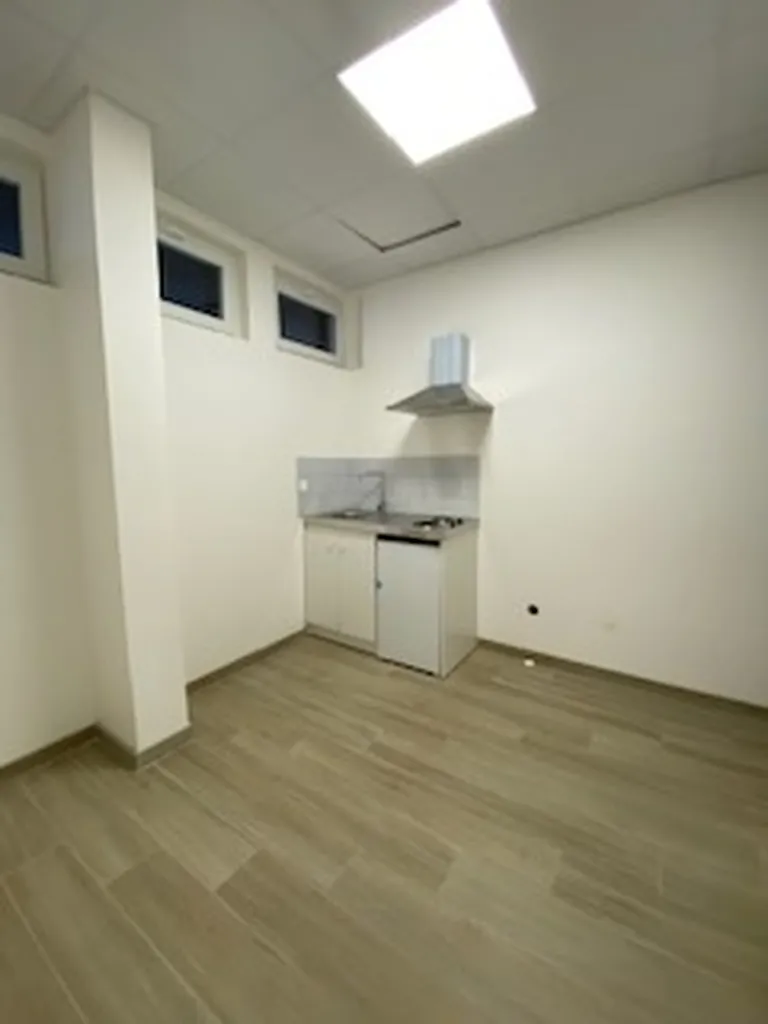SANDOUVILLE - A LOUER Bureaux de 58 m² dans le Parc des Alizés, site mixte de bureaux et d'activités