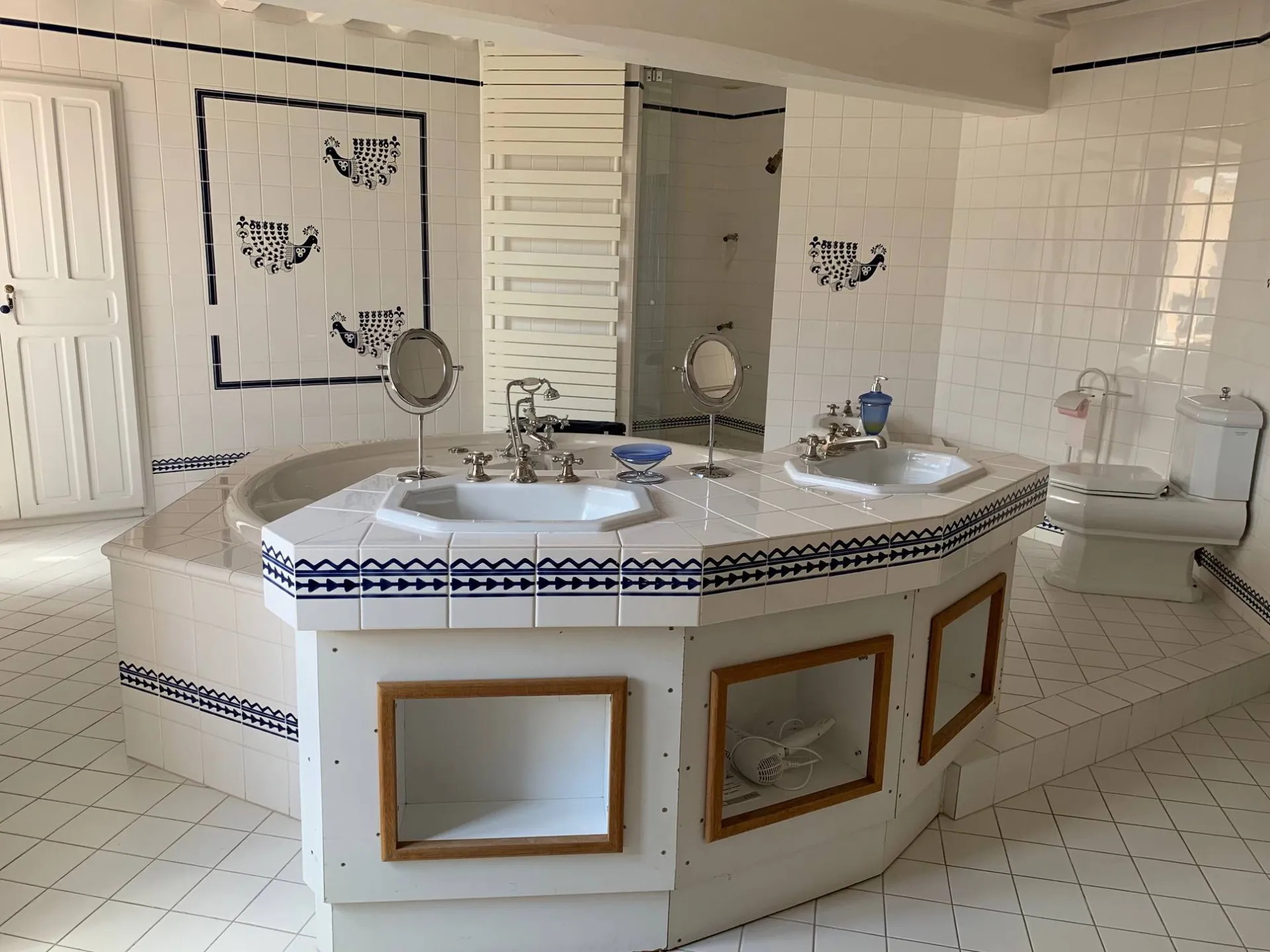 Visite d'une demeure de caractère dans un environnement calme région Orbec 14290