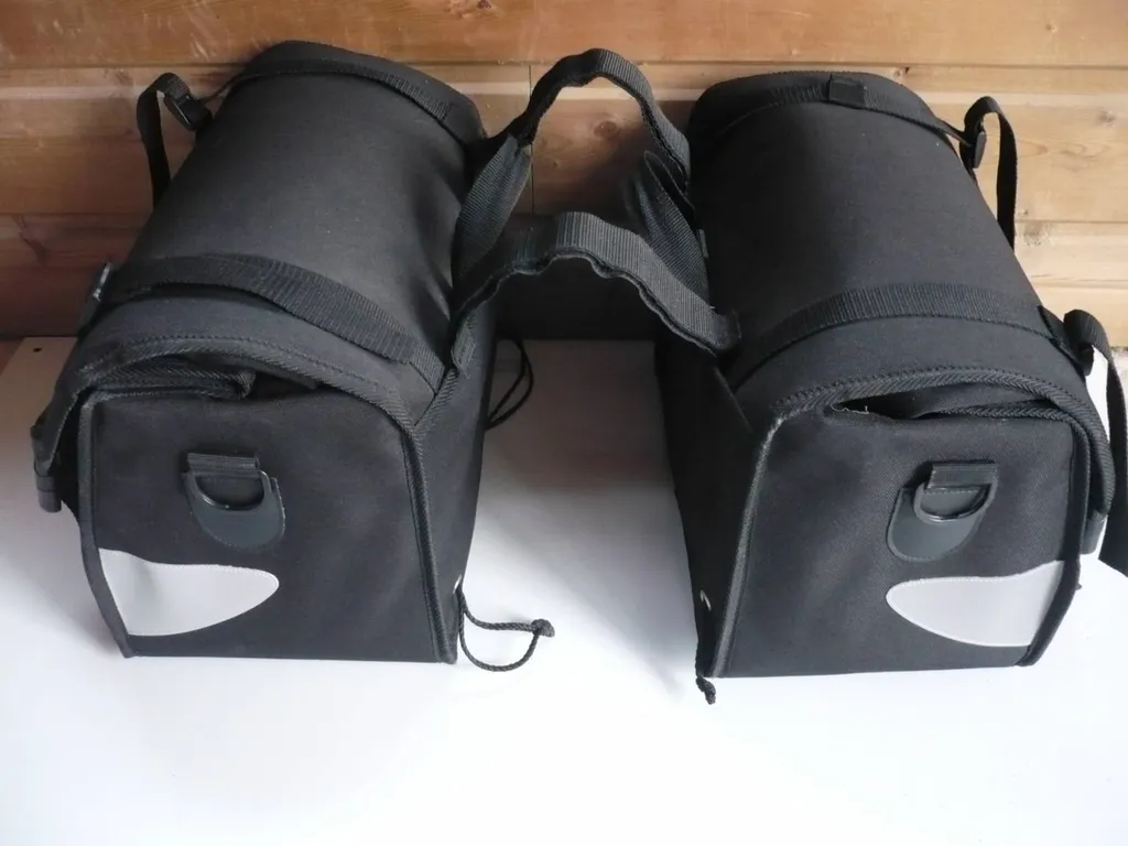PAIRE DE SACOCHES OCCASION MOTO OCCASION