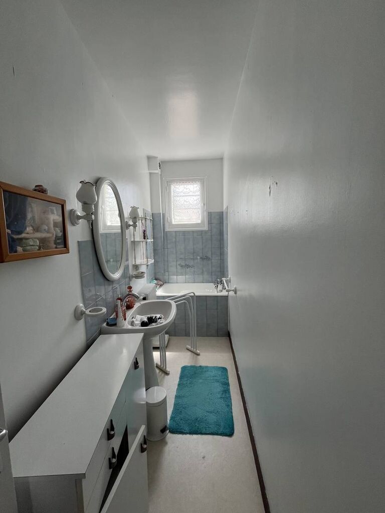 Maison de ville jumelée à vendre dans le centre de Caudebec-en-Caux