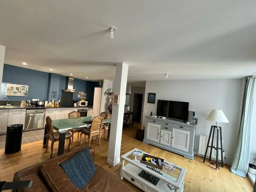 Appartement avec de beaux volumes