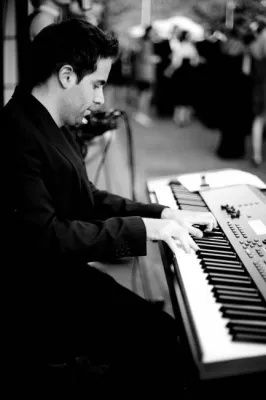 Music for wedding cocktail