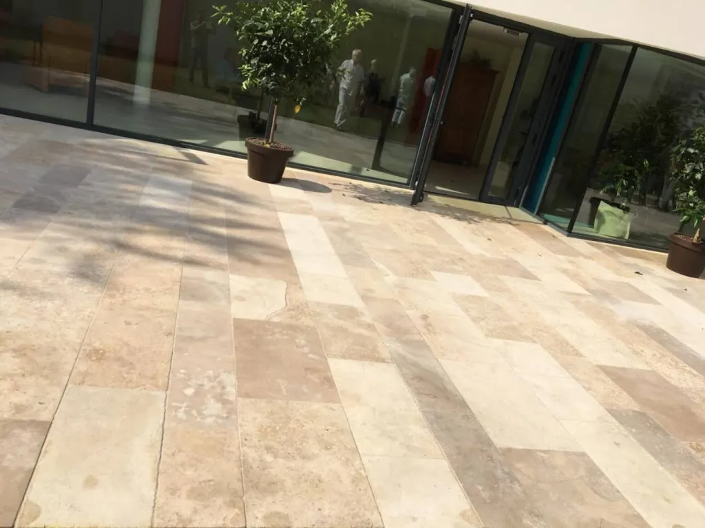 Dallage pierre de Dordogne pour extérieur en terrasse