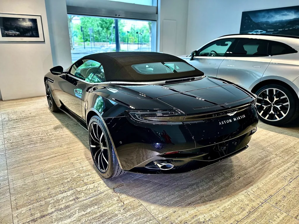 Centre de protection automobile centre de DETAILING protection céramique film de protection PPF Aston Martin LYon DB11 Volante