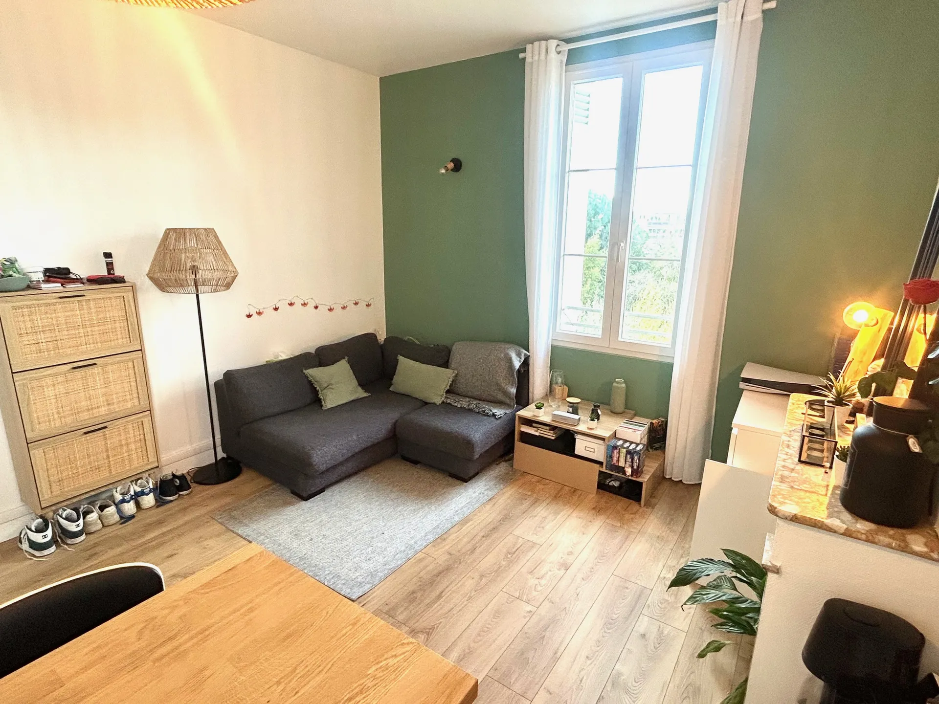 Joli T2 rénové dans immeuble en pierre Bordeaux Caudéran, Parc Bordelais