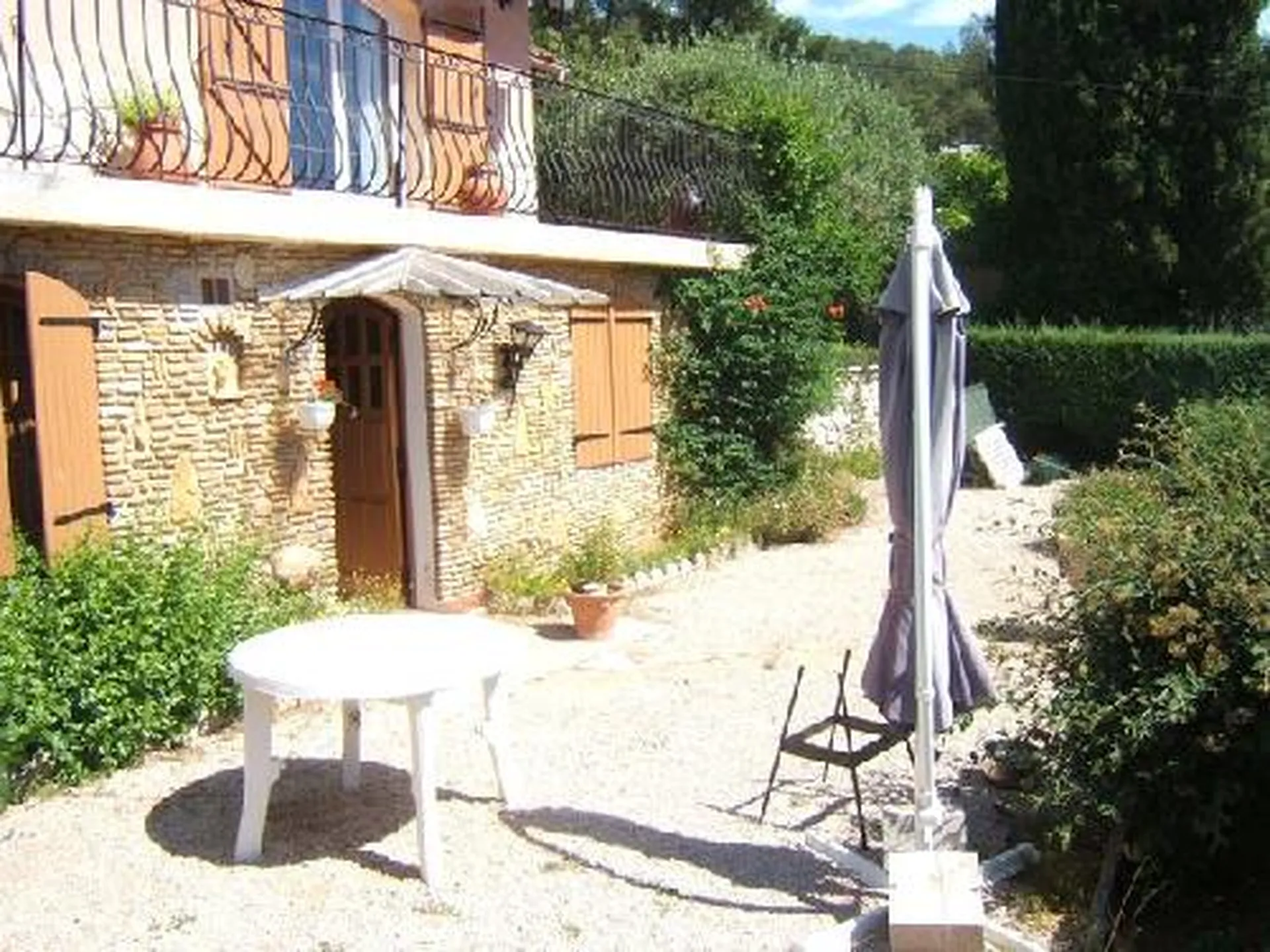 A vendre carnoux villa maison