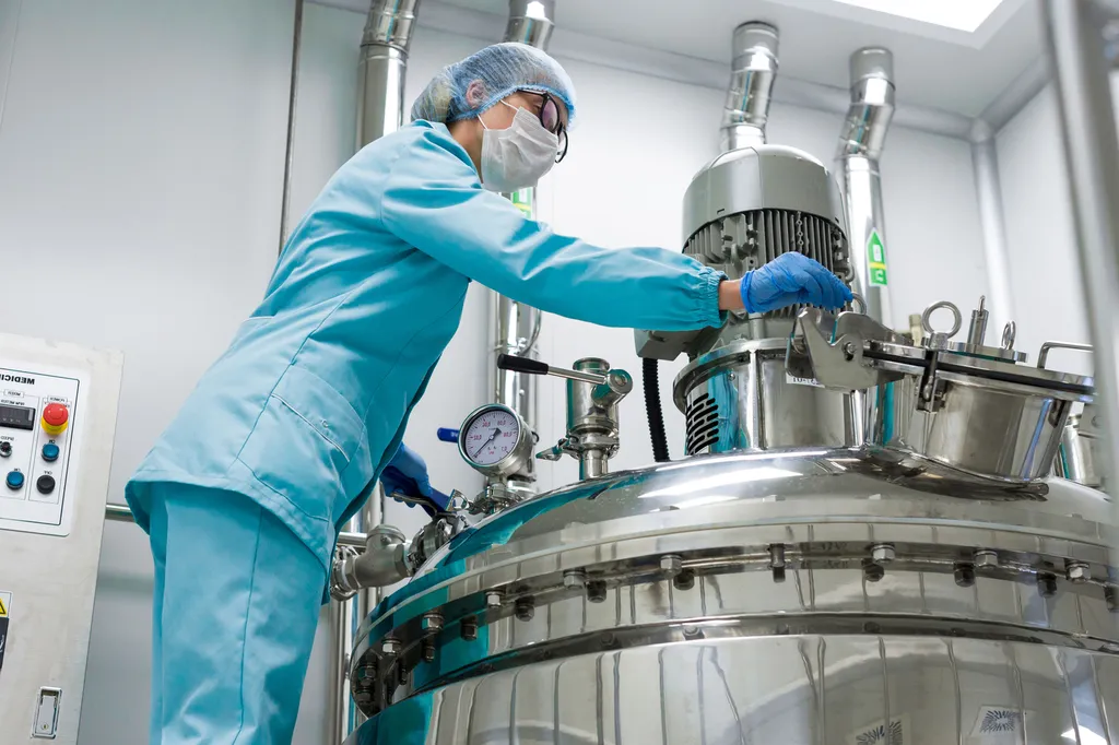 Fabrication pharmaceutique française : expertise industrielle, production de formes sèches, liquides, pâteuses et stériles pour partenaires pharmaceutiques