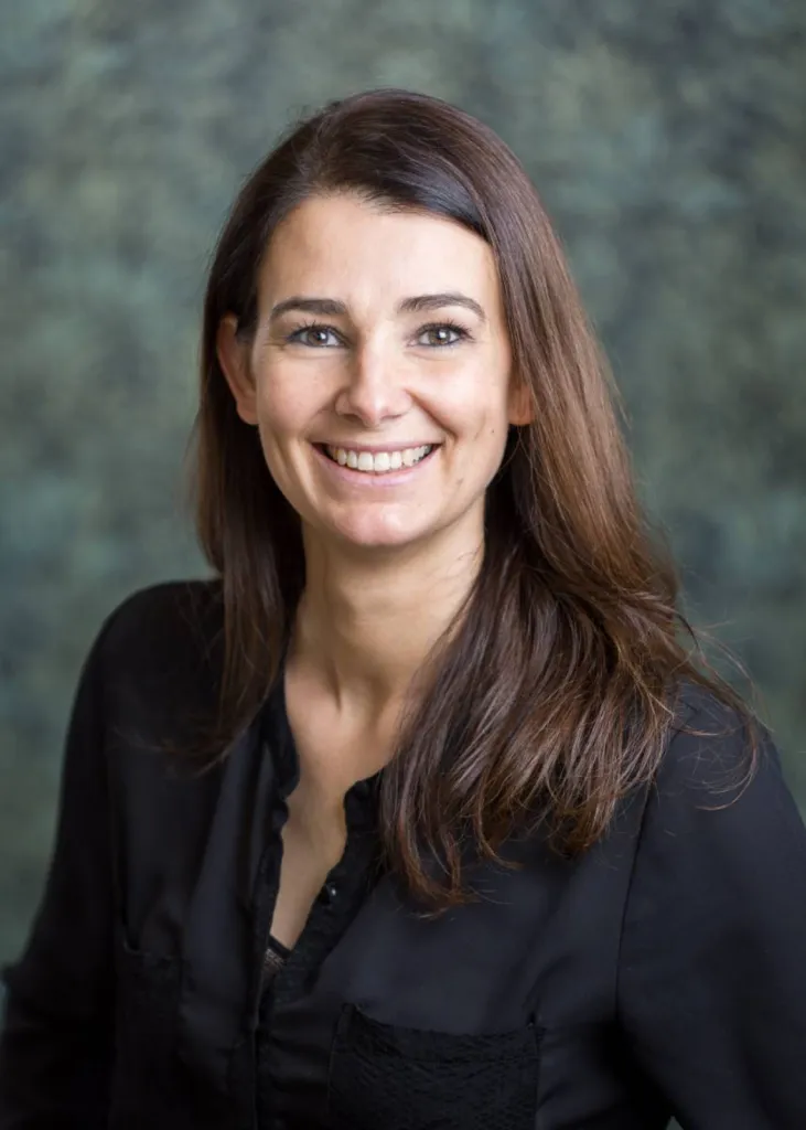 Charlotte NIEUVIARTS