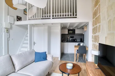 Création d'un escalier sur mesure et d'un rambarde pour une mezzanine à Bordeaux