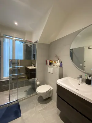 Salle d'eau Rénovée location proposée par HELIX IMMOBILIER LE VESINET