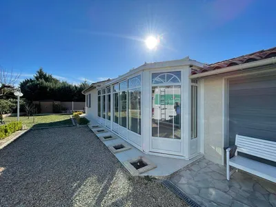 Pose d'une fermeture de terrasse près de Beaulieu